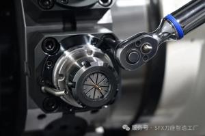 動力刀座安裝固定螺栓：不是越緊越好！